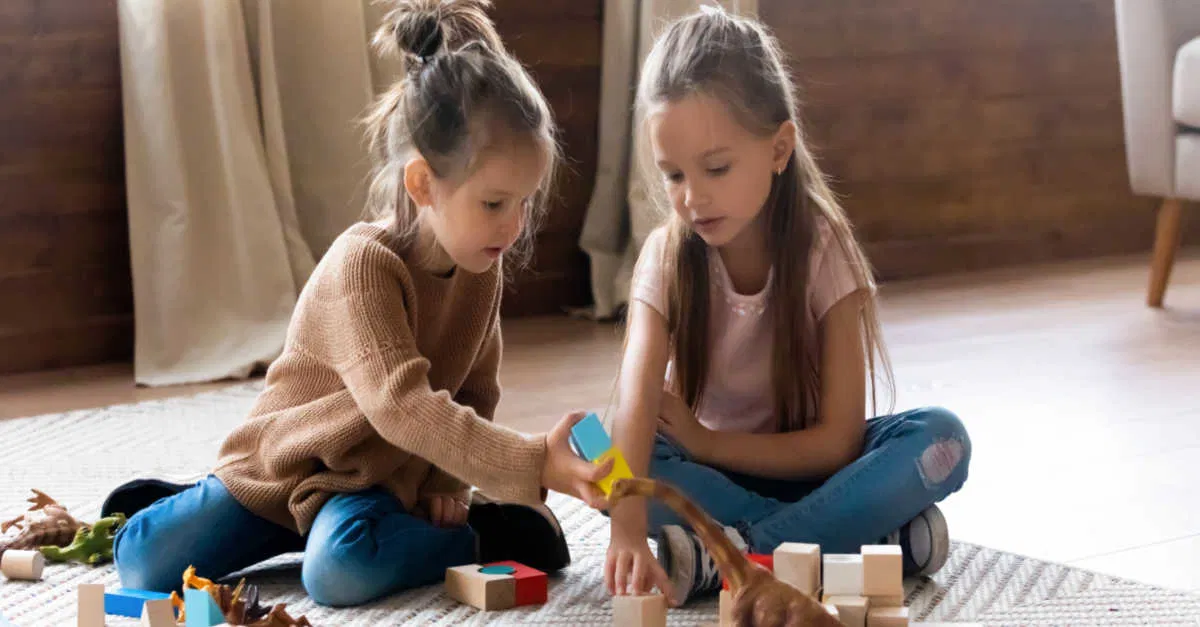 تعرف على تفسير حلم بنتين صغيرتين