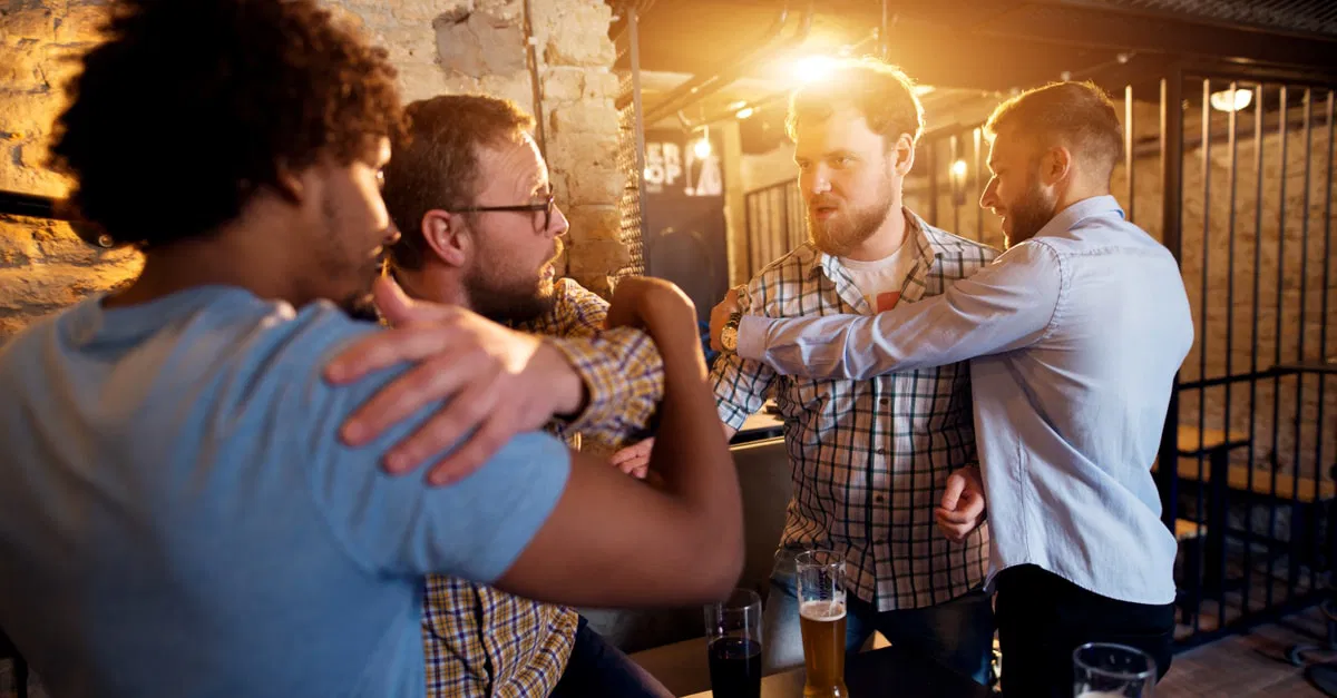 تعرف على تفسير حلمت أن زوجي يتشاجر مع شخص