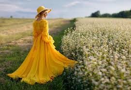 تعرف على أهم 20 تفسير لحلم فستان أصفر طويل للمطلقة