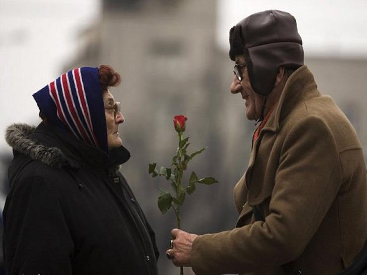 ما هو تفسير رؤية زوجة العم في المنام؟