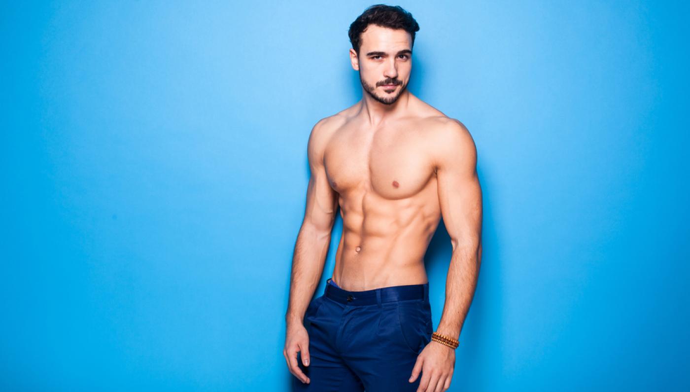 ما هي أهم تفسيرات ابن سيرين عن رؤية الزوج عاريا في المنام للمتزوجة؟